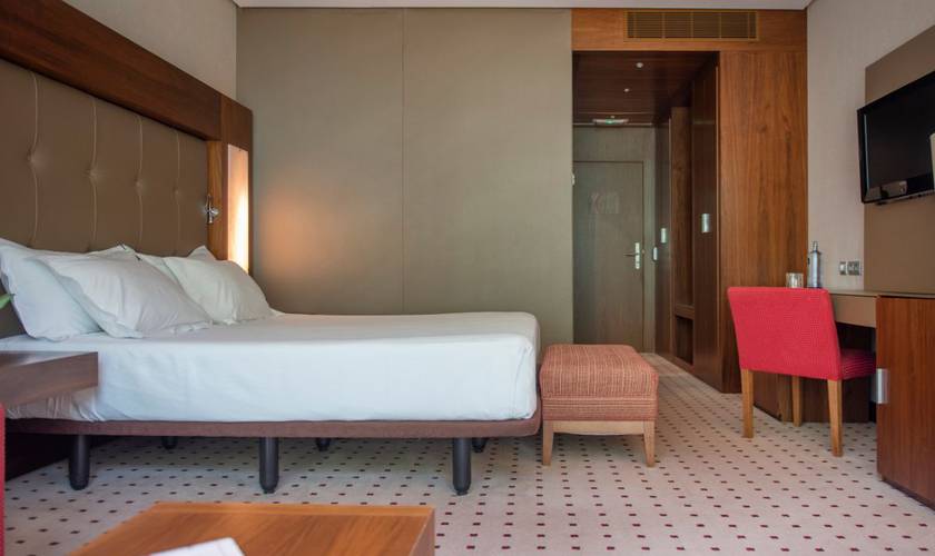 Connecting room Gran Hotel Las Caldas by Blau Hotels Asturias Connecting room Gran Hotel Las Caldas by Blau Hotels Asturias