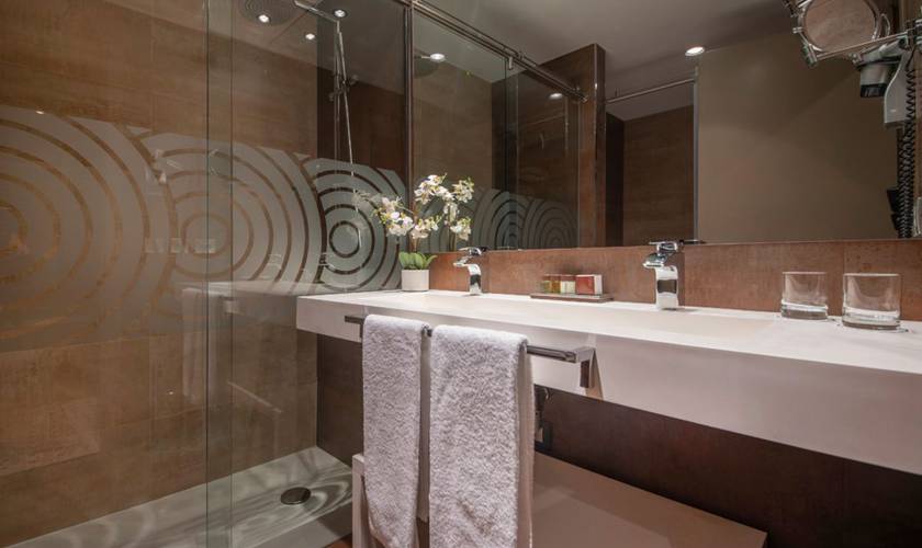 Double room Gran Hotel Las Caldas by Blau Hotels Asturias Double room Gran Hotel Las Caldas by Blau Hotels Asturias