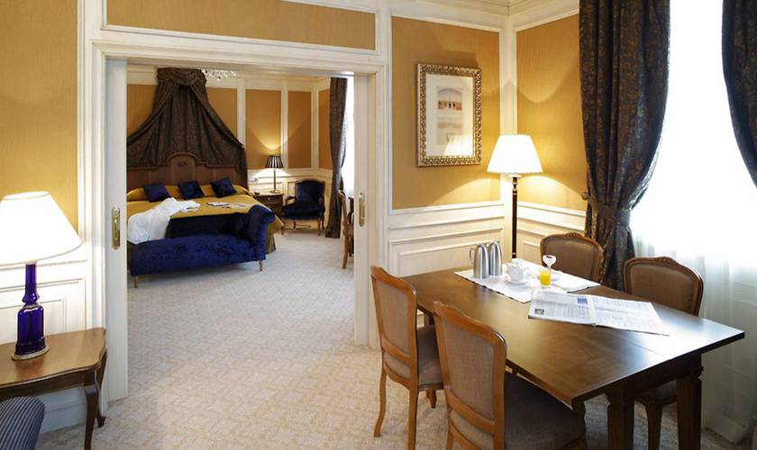 Deluxe suite Gran Hotel Las Caldas by Blau Hotels Asturias Deluxe suite Gran Hotel Las Caldas by Blau Hotels Asturias