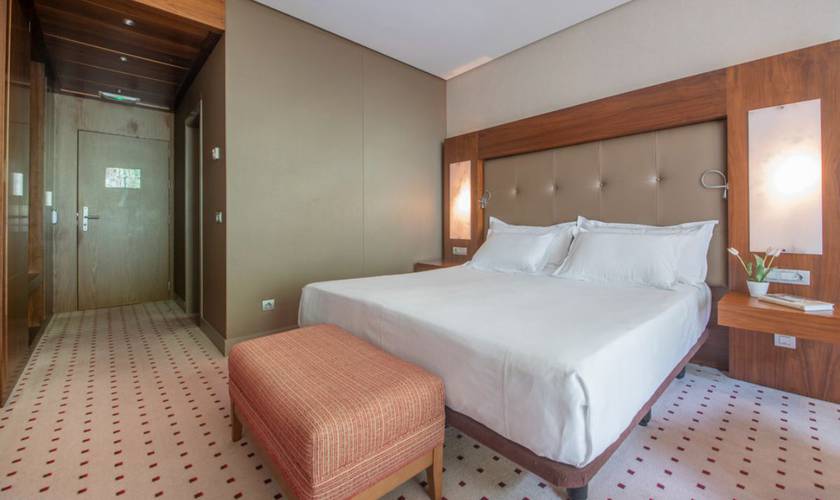 Connecting room Gran Hotel Las Caldas by Blau Hotels Asturias Connecting room Gran Hotel Las Caldas by Blau Hotels Asturias